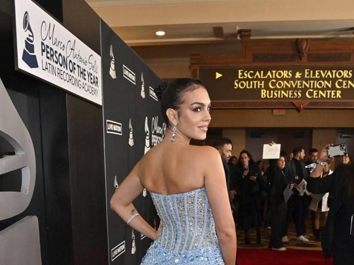 Georgina Rodríguez incendió Las Vegas: así lució la novia de Cristiano en los Latin Grammy 2022 y su incidente antes de la premiación