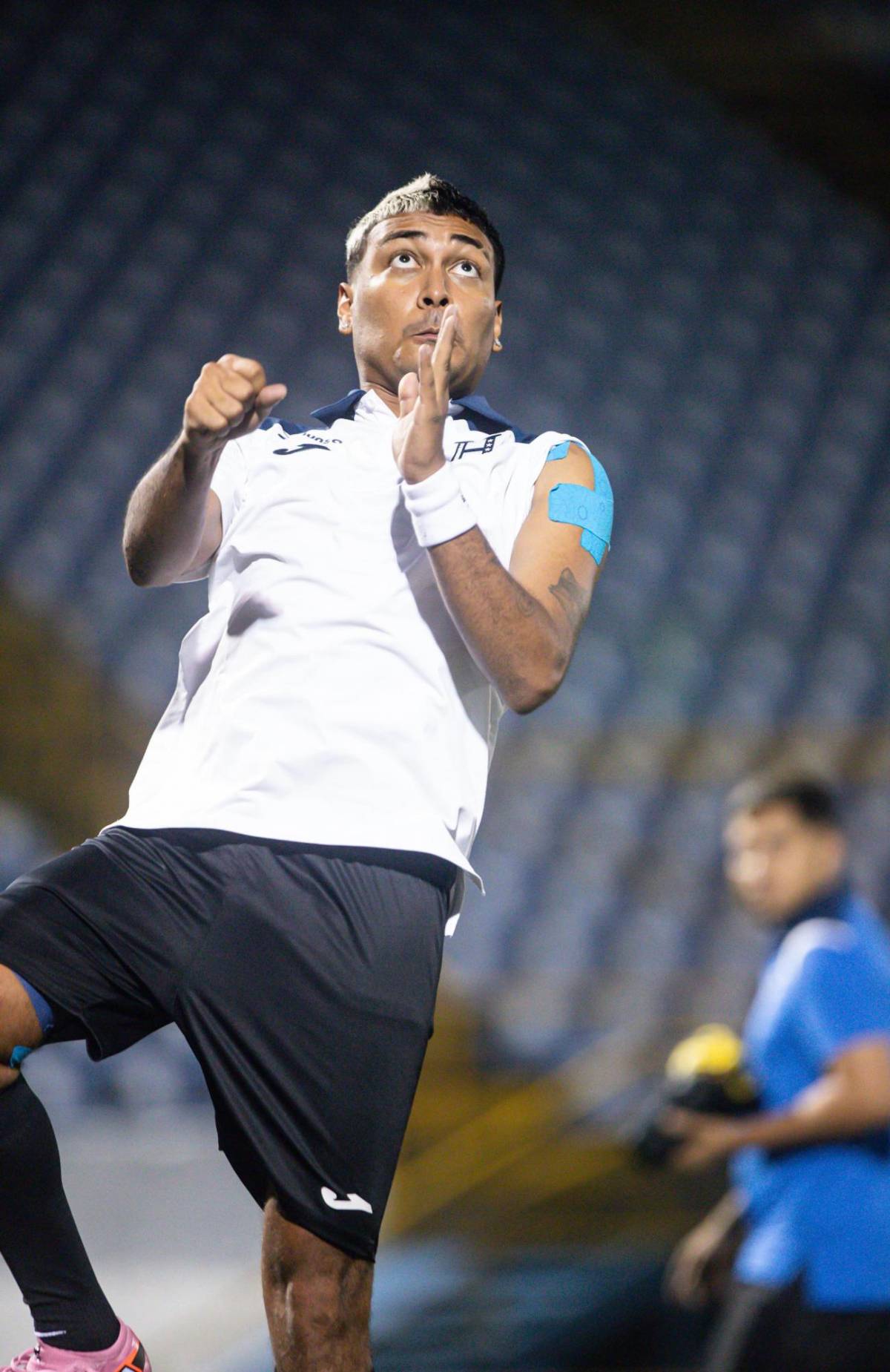 Primi Maradiaga dirigiendo a la 'H' tiktokera, el look de Brayan La Playa y nuevo portero ante Nicaragua