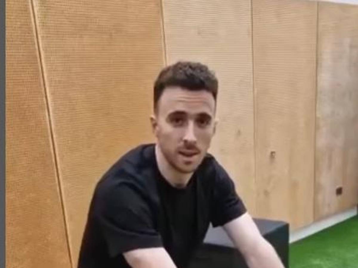 De vacaciones, recibiendo premios y festejando: Así se olvidan del Mundial los cracks que no fueron a Qatar 2022