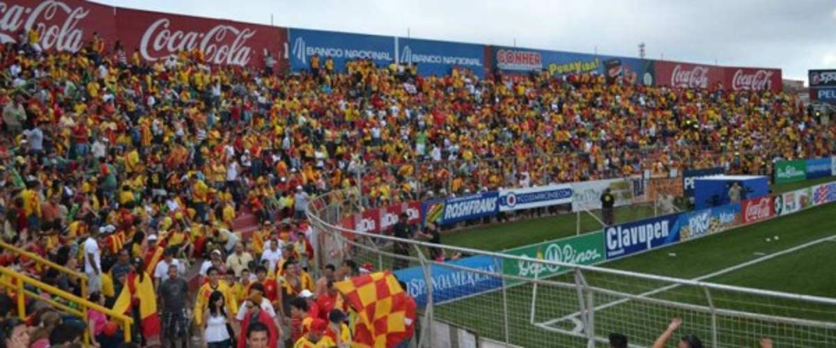 ¿Mete miedo? El pequeño estadio del Herediano-Motagua