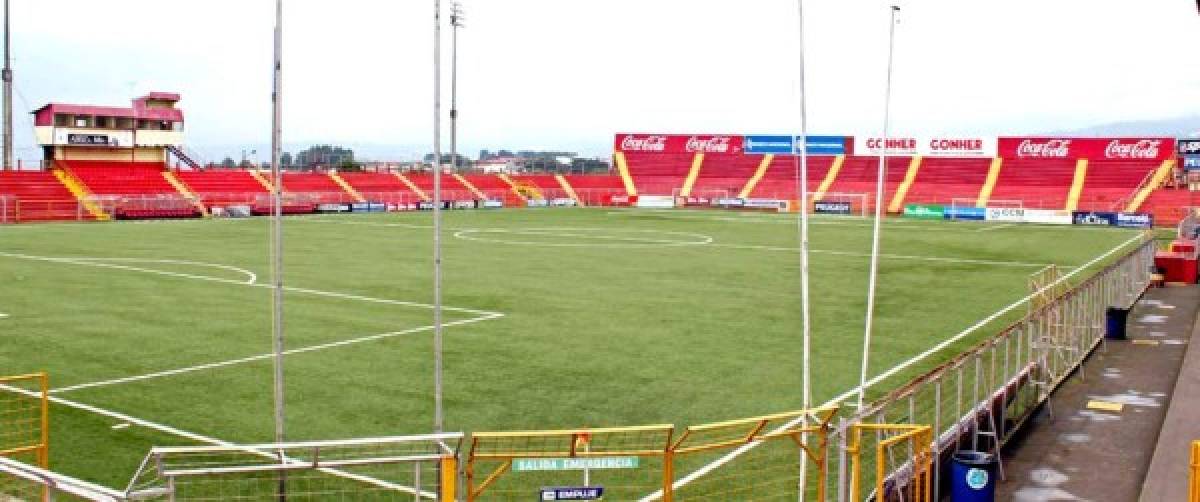 Herediano demuele el vetusto Eladio Rosabal Cordero y comienza el sueño de su nuevo estadio