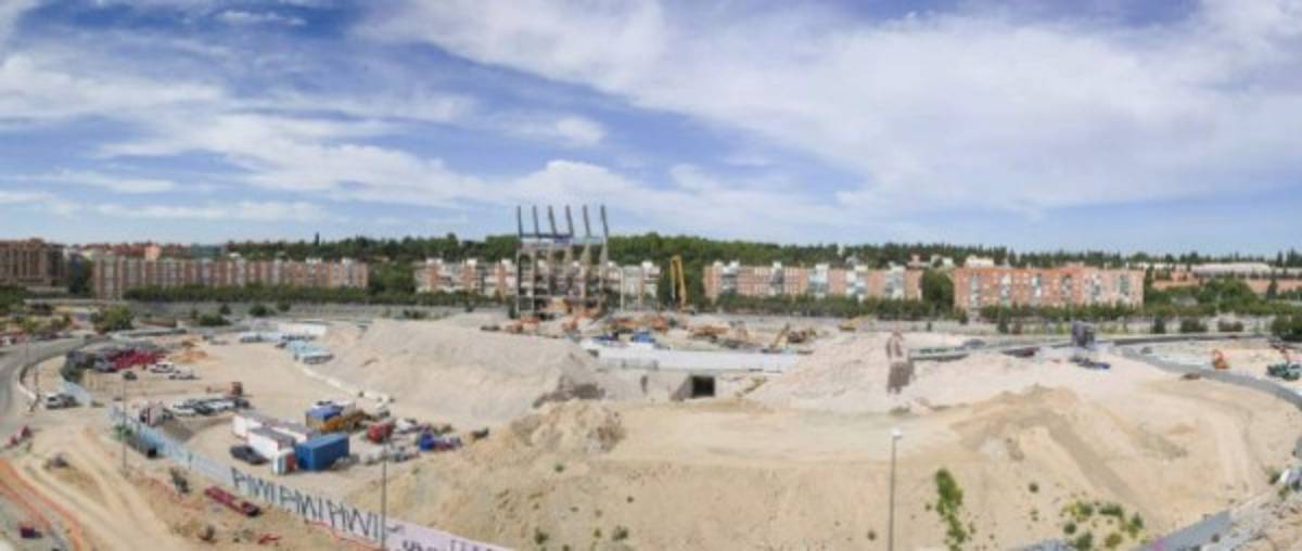 Finaliza la demolición del Vicente Calderón: así luce ahora tras el derribo de la última grada
