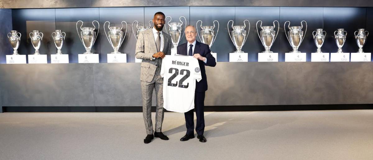 Así fue la presentación de Rüdiger: el detalle con el que se ganó al madridismo, descarta  histórico dorsal y lució la bandera de Sierra Leona