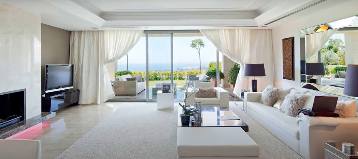 Así es la tremenda mansión que Shakira y Piqué tienen a la venta tras separarse y cuánto están pidiendo