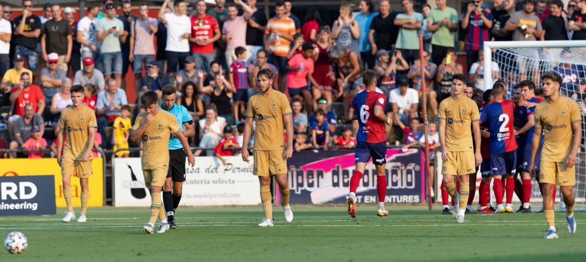 Así fue el primer amistoso del Barcelona de Xavi: El debut de Kessié, los capitanes y el “descarte” que sumó minutos