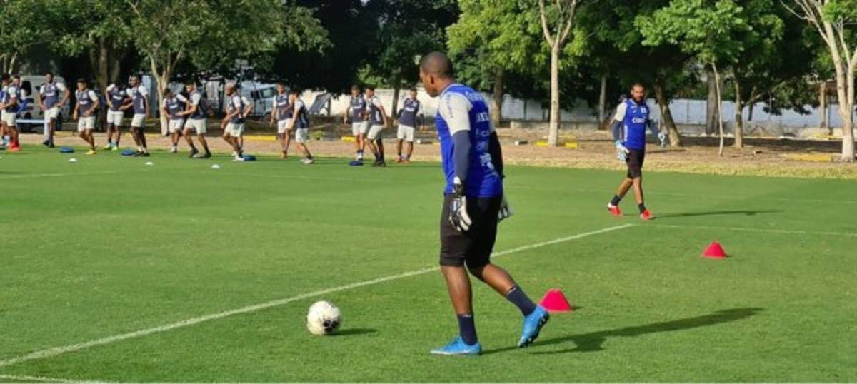 'Buba' y Menjivar se lucen, Benguché sonriente: Así fue el último entrenamiento de Honduras previo al Final Four