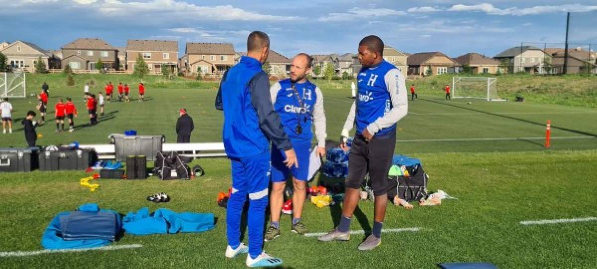 ¡Ambulancia y baño en el autobús! Así fue el primer entreno de la Selección de Honduras en Denver