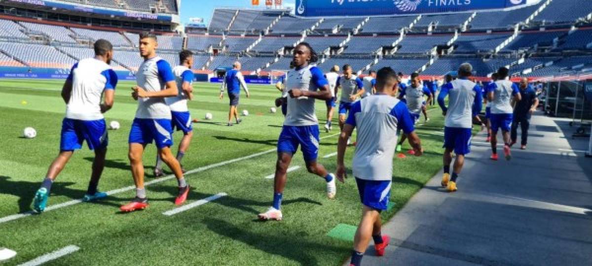 El saludo de Coito con el 'Tata' Martino: así se preparó Honduras antes de medirse a Estados Unidos en Denver