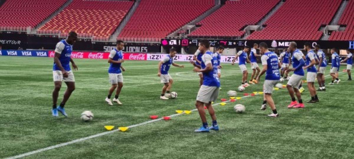 ¡Selfie, masaje y el camerino de la 'H'! Así fue reconocimiento de cancha de Honduras y México en Atlanta