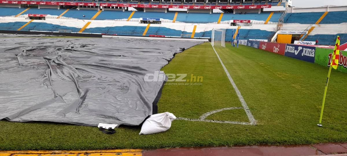 ¡A ponerle la lona de emergencia! Así luce el estadio Olímpico previo al juego de Honduras ante Curazao