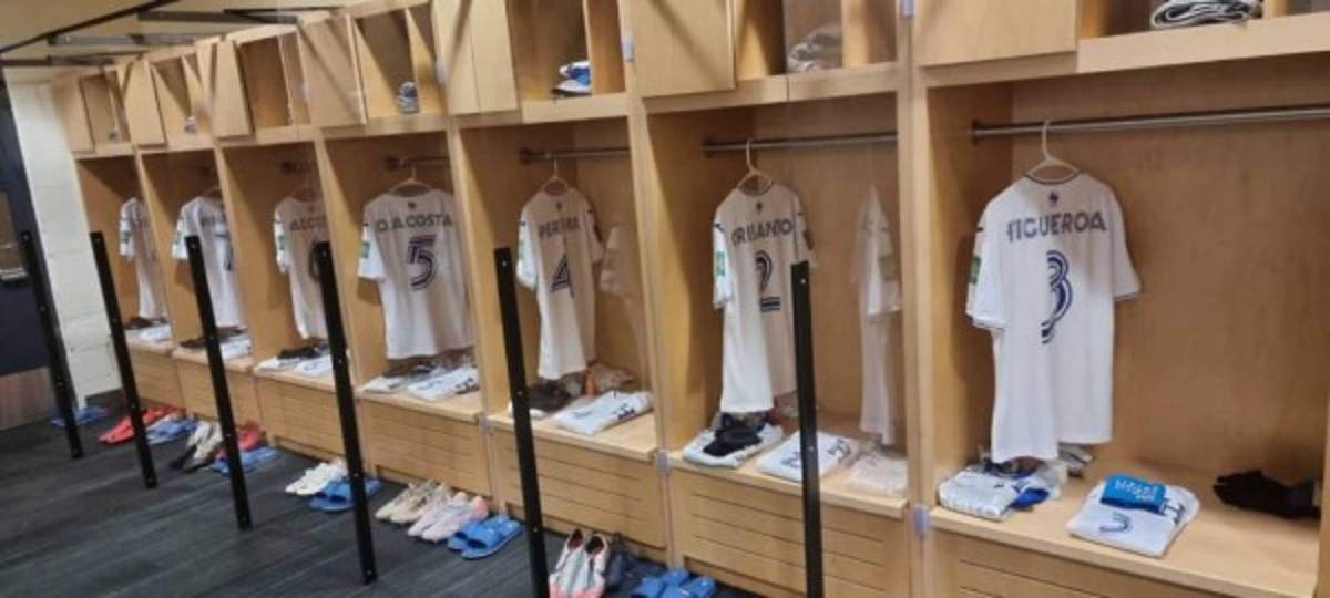 Un esposo canadiense y varias familias catrachas arribaron a Toronto para apoyar a Honduras