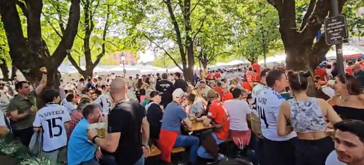 Bayern Munich-Ral Madrid: El ambiente de Champions de los aficionados en Alemania y Florentino Pérez visitó a su equipo