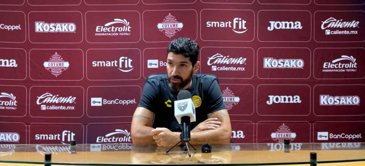 Escalofriante lesión del mexicano Hobbit Bermúdez: así quedó la pierna del jugador y la bronca con el culpable