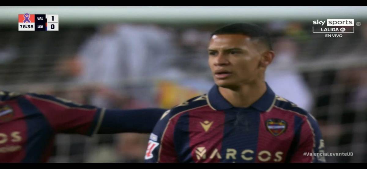 Kervin Arriaga perdió el derbi ante Valencia: el 'castigo' que recibió por su DT y el golazo de chilena que no pudo parar