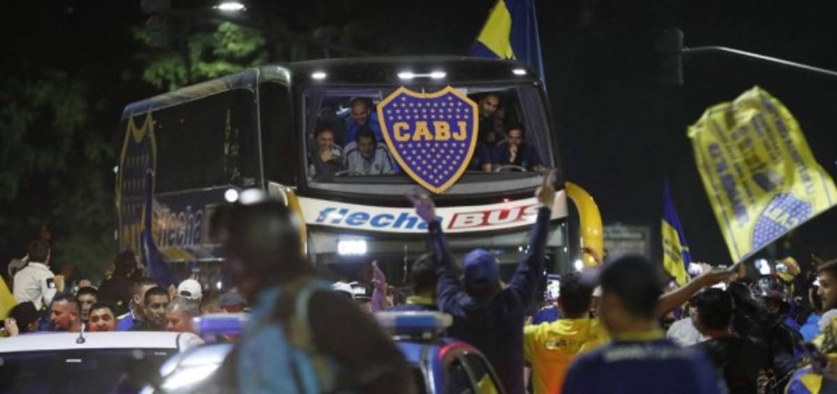 FOTOS: La impresionante despepida de los aficionados al Boca Juniors