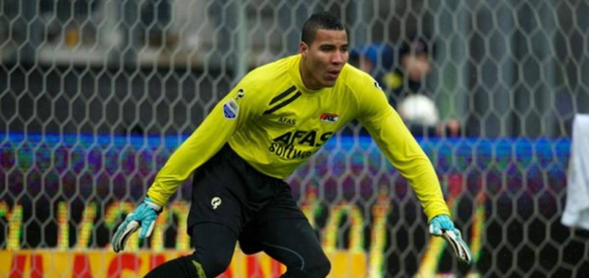 Los movimientos más caros de futbolistas costarricenses al exterior