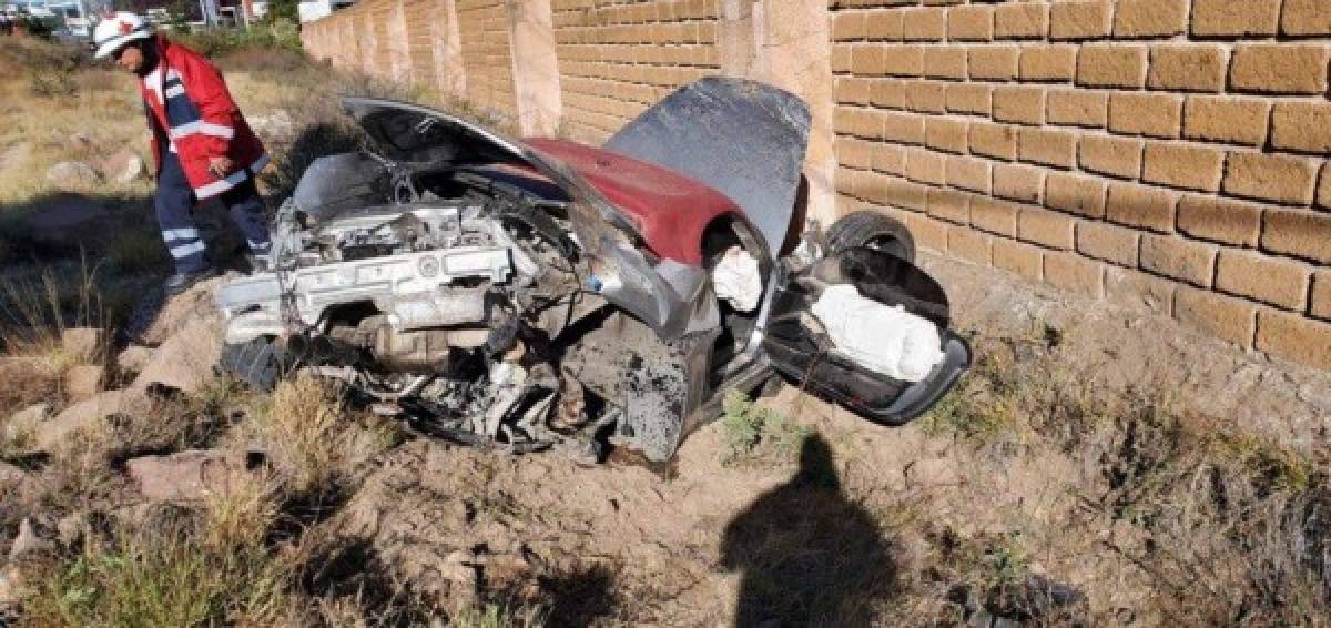 Así quedó el Porsche del futbolista mexicano Javier Cortés tras sufrir un terrible accidente   