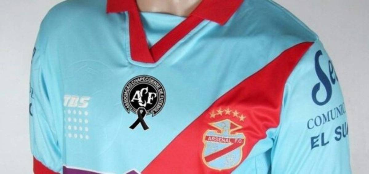 ¡Admirable! Las camisetas que homenajean al Chapecoense