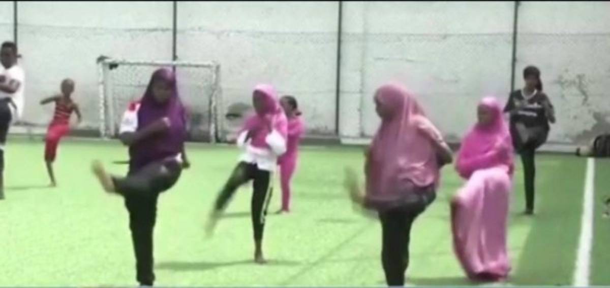 VIDEO: Mujeres aprenden Taekwondo para evitar violaciones