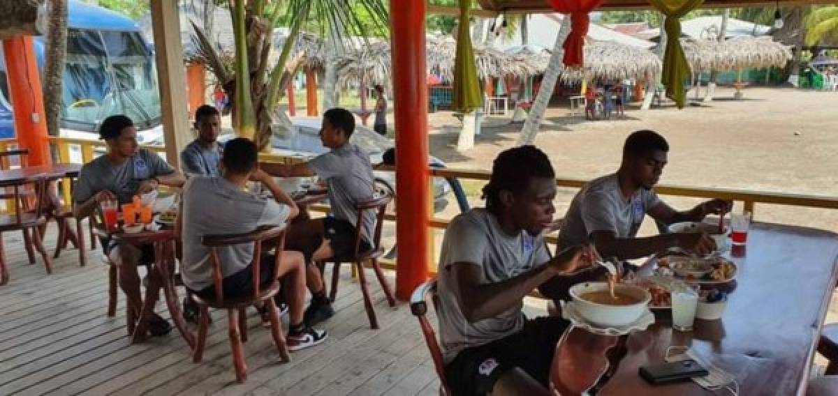 Olimpia se olvida de la polémica con América y se van a la playa; ahora se enfocan en el tricampeonato