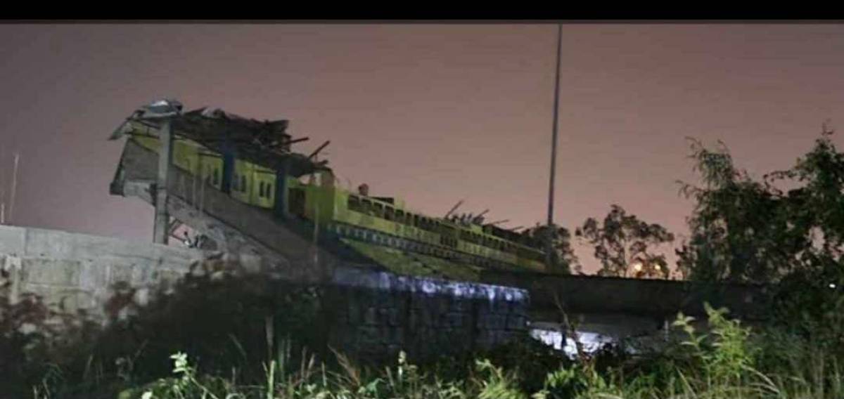 Estadio Juan Ramón Brevé Vargas sufre pérdida de su techo tras vientos huracanados en Juticalpa
