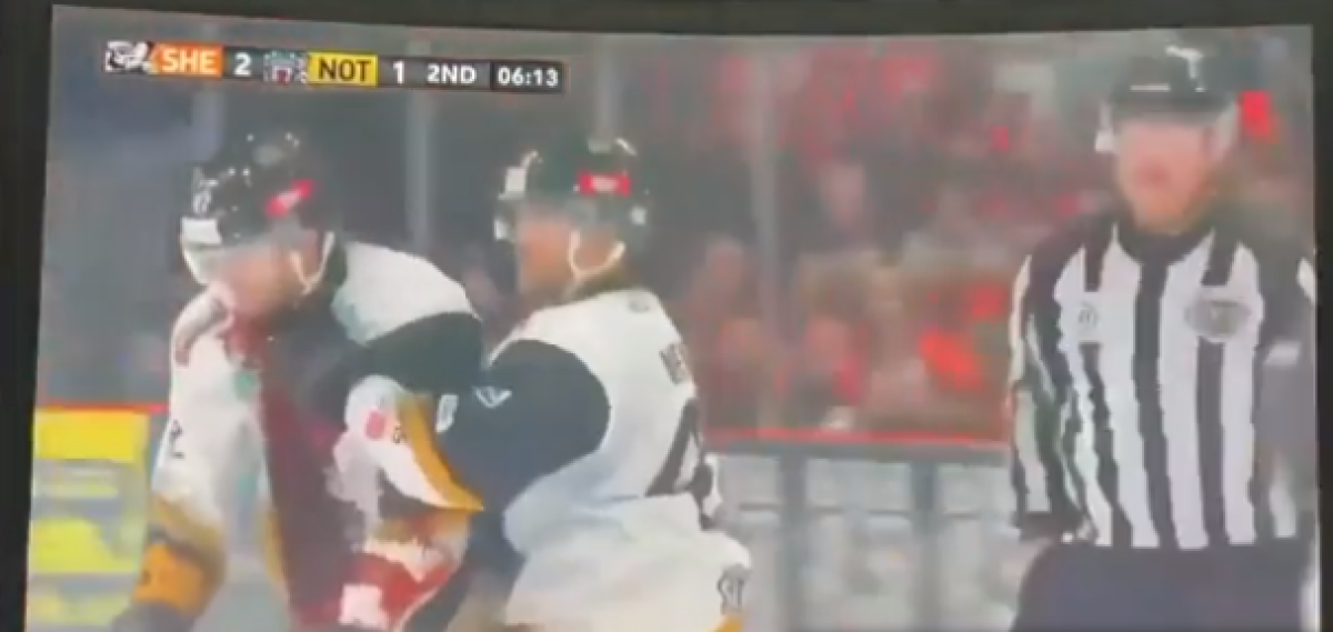 ¡Accidente mortal! Muere jugador tras sufrir escalofriante lesión en partido; así se dio el trágico golpe