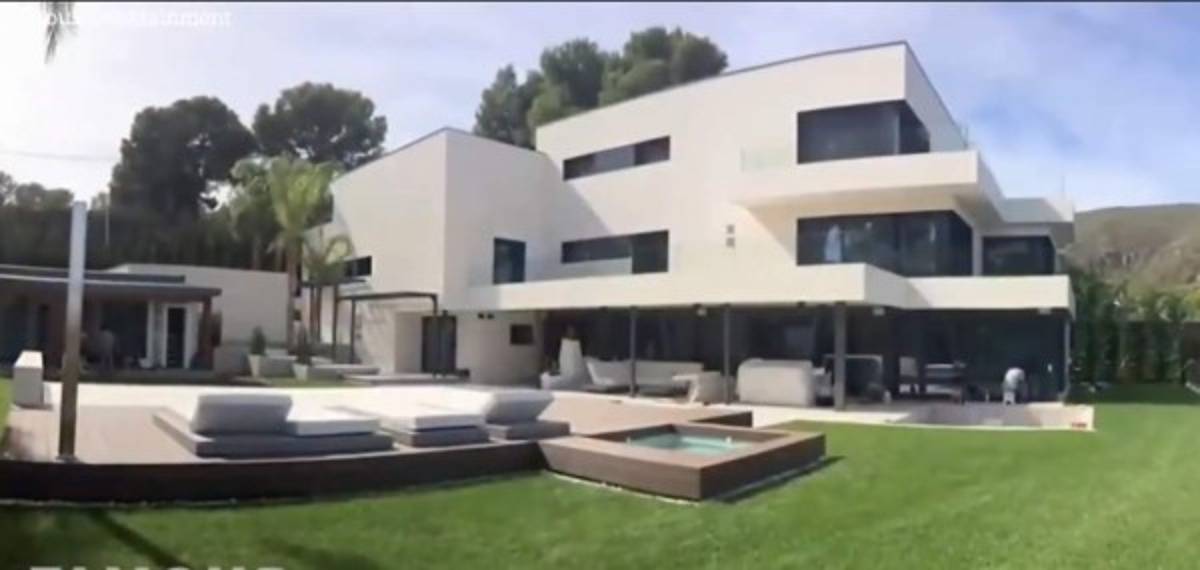 Así gasta Messi sus 555 millones de euros: Mansión, jet privado, hoteles y su colección de autos