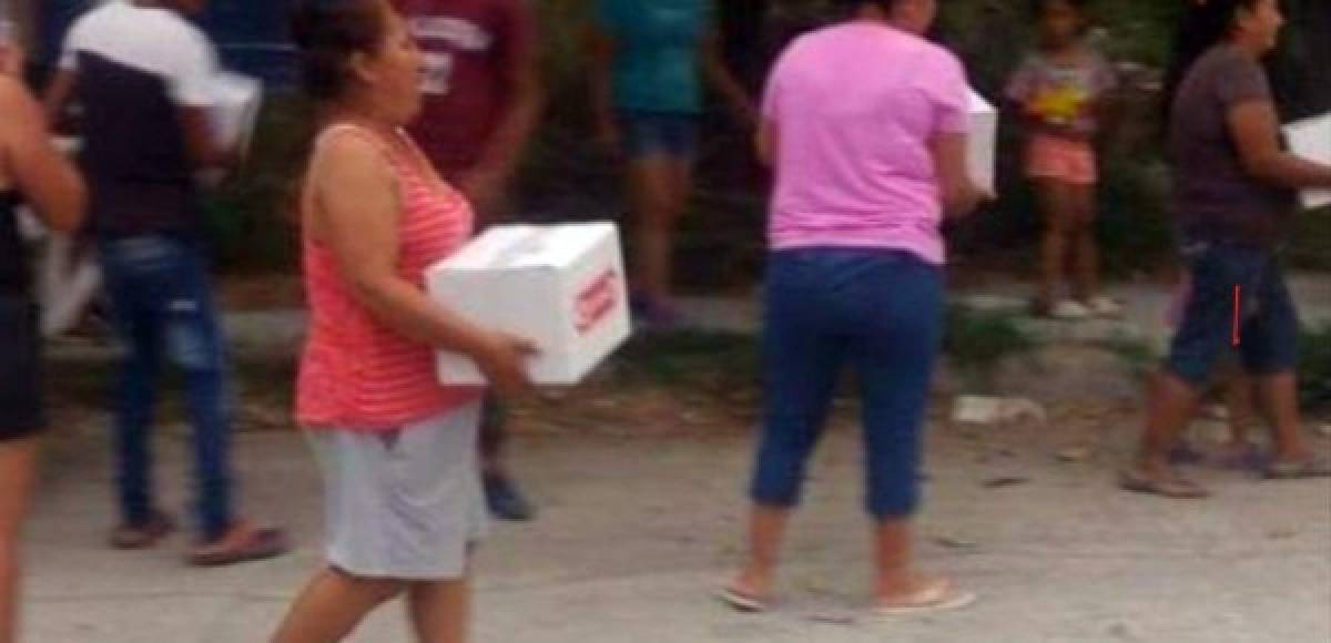 Sicarios del Cartel del Golfo en México reparten alimentos por la emergencia del coronavirus