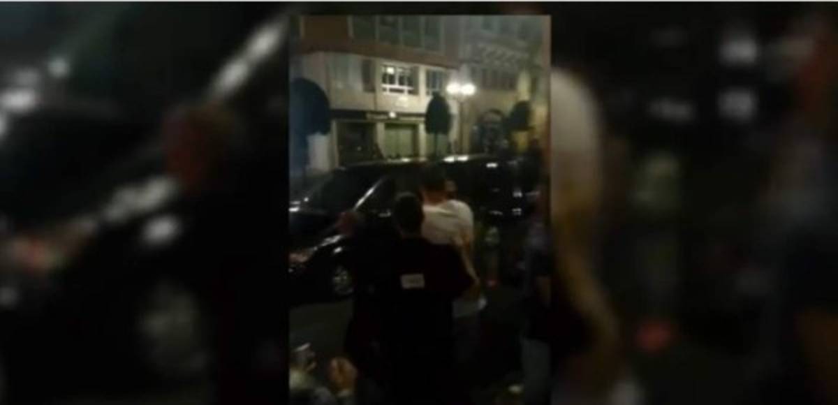 Aficionados de España llaman borracho a Piqué tras salir de discoteca
