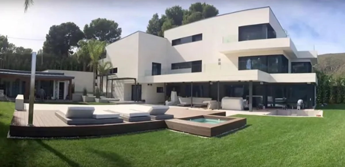 ¡Qué mala suerte! No pudo acompañar a su mamá a hacer un trámite y ella terminó en la casa de Messi: ‘‘Nunca me lo voy a perdonar’’