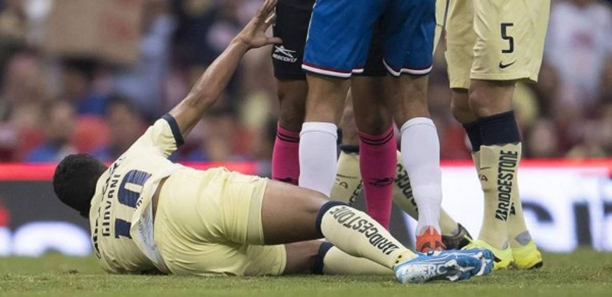 Las impactantes y terroríficas imágenes de la grave lesión de Giovanni dos Santos