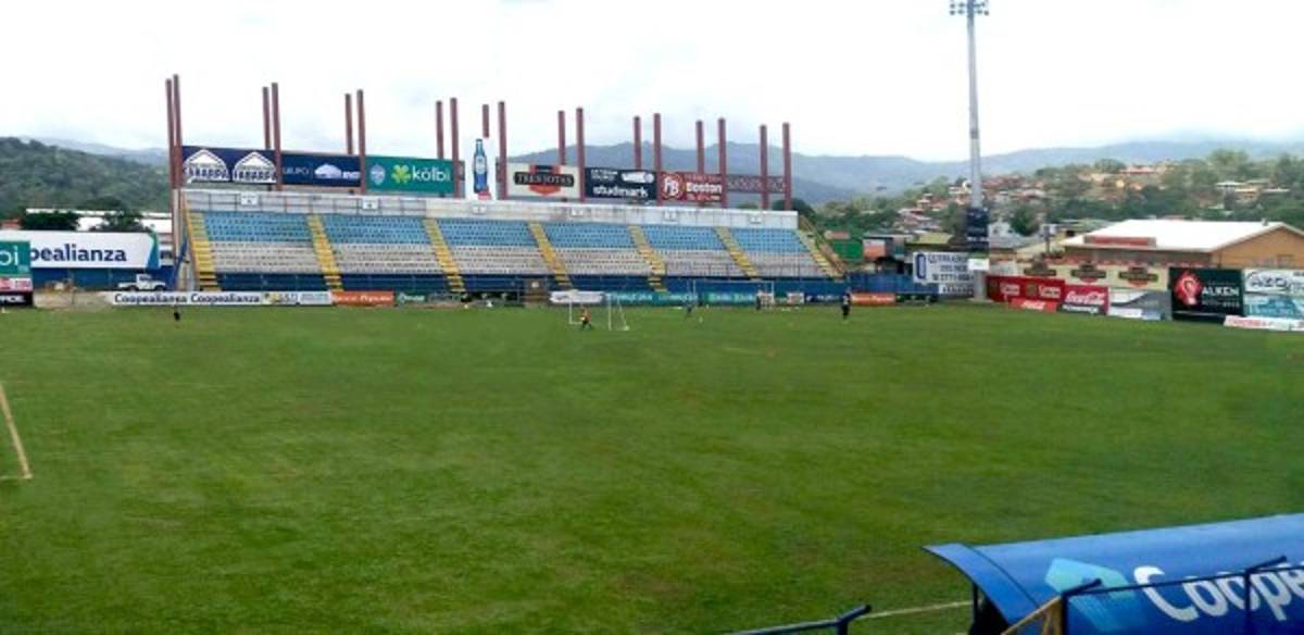 Las grandes diferencias entre los estadios de Honduras y Costa Rica