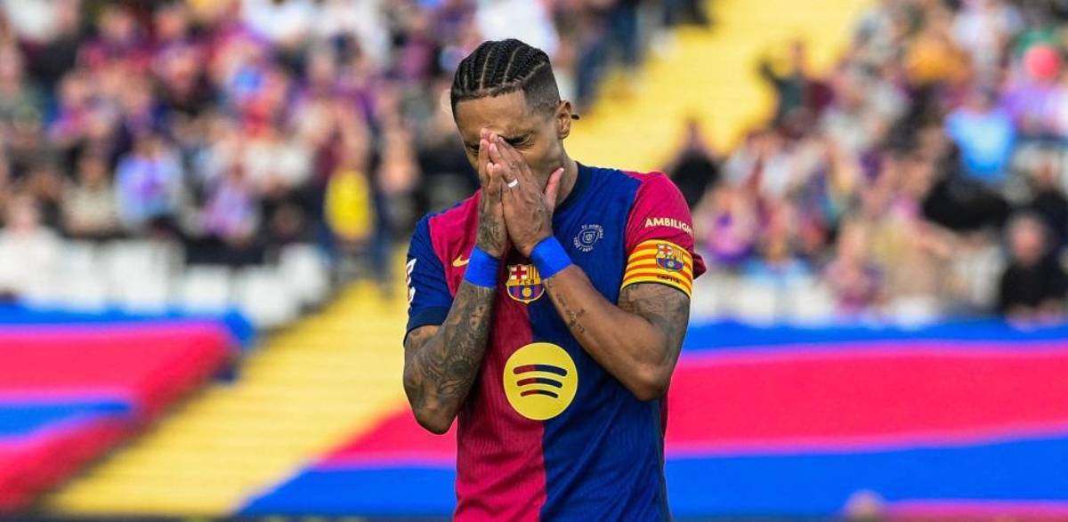 El motivo del enfado de Barcelona con el VAR, Raphinha el más afectado y por qué jugaron de blanco ¿maldición?