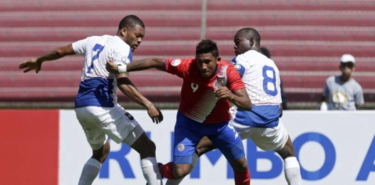Los legionarios de Honduras y Costa Rica para el juego eliminatorio