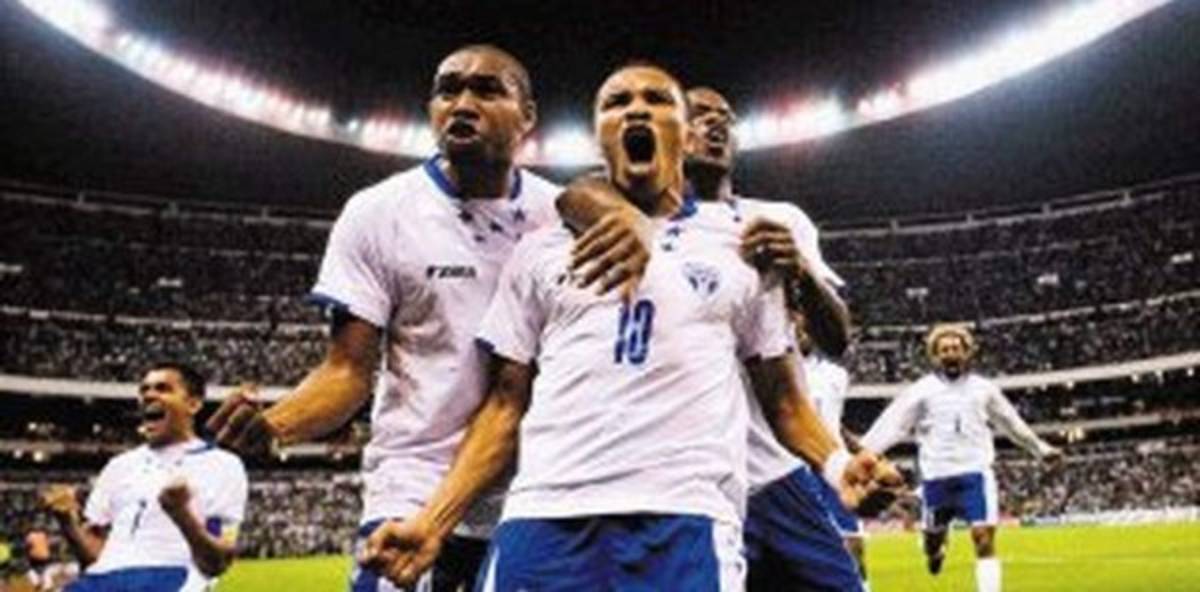 Las imágenes memorables de Honduras en el estadio Azteca
