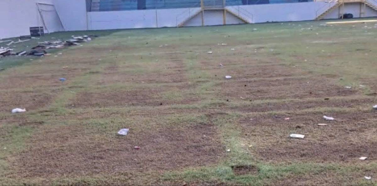 FOTOS: así quedó de destruida la cancha del Morazán tras recibir un concierto sin protección