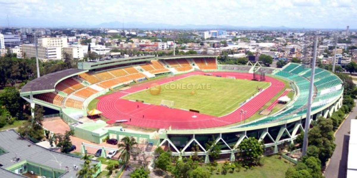¿Mejores que en Honduras? Los humildes, pero bonitos estadios en el Caribe