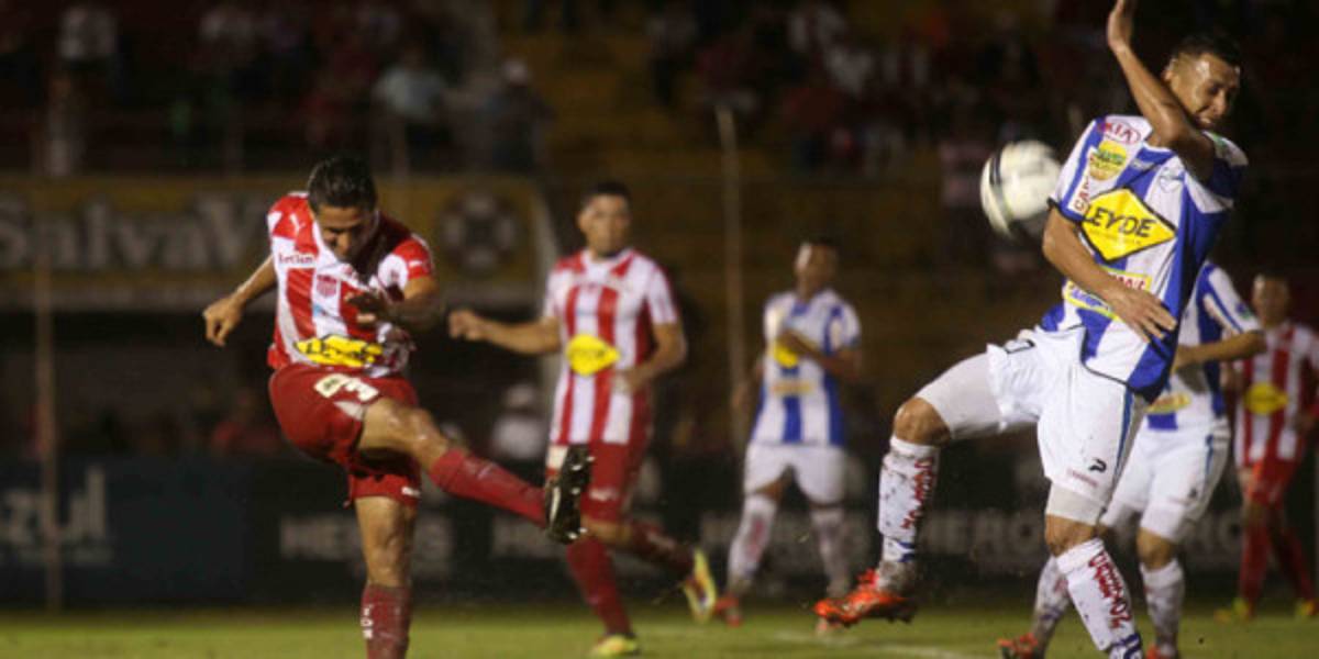 Victoria gana y mete en el infierno del descenso al Vida