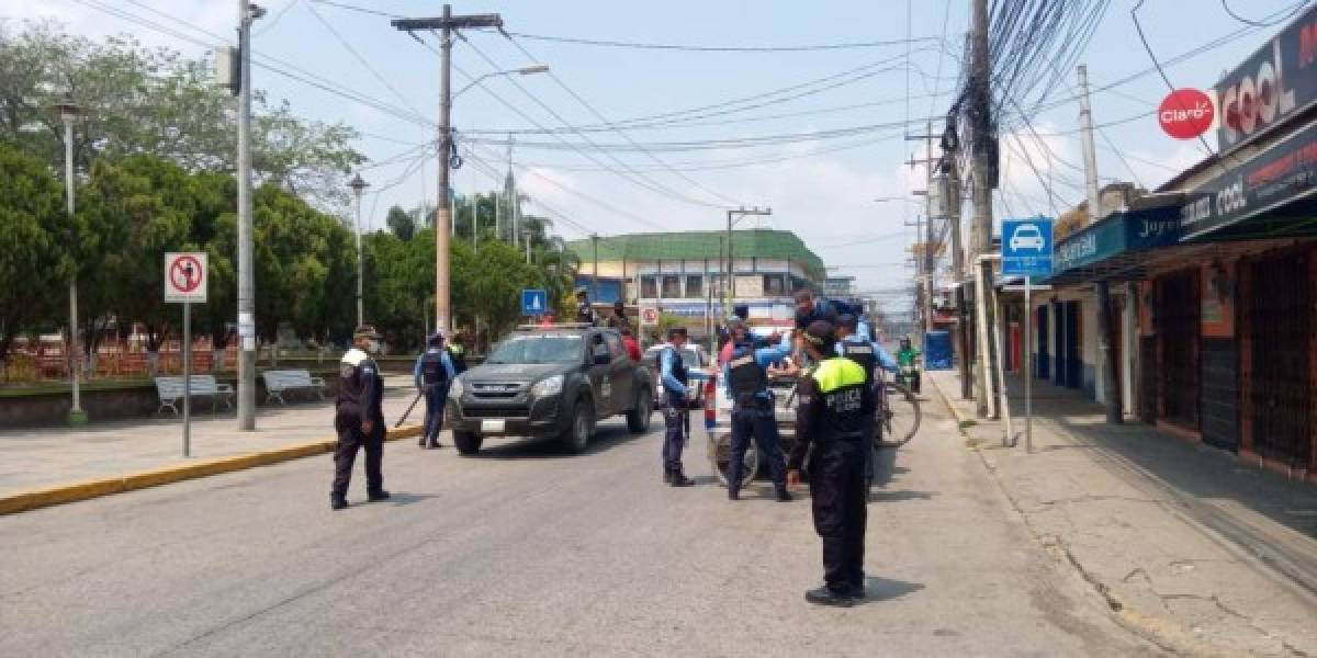 Calles vacías y carros decomisados; Así fue el primer día de toque de queda en el Valle de Sula