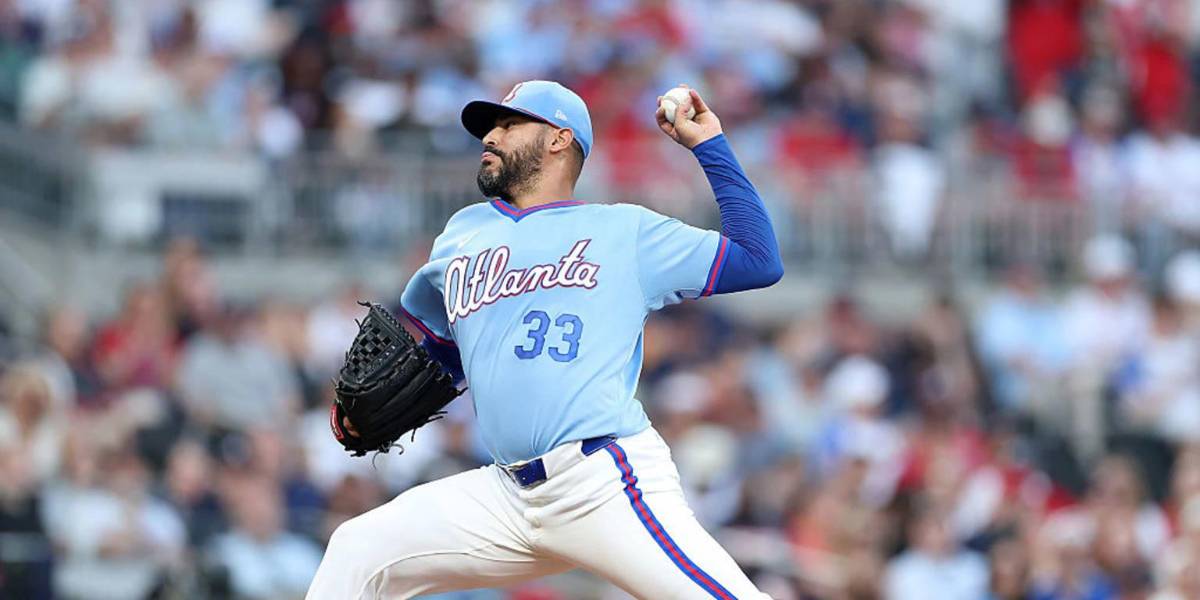 Mauricio Dubón tiene compañeros en Bravos de Atlanta con contratos millonarios, campeones del mundo y Guantes de Oro