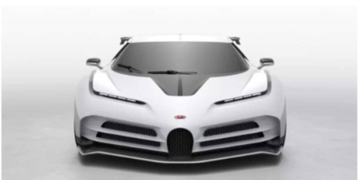 Cristiano Ronaldo muestra su nuevo juguete: Un Bugatti Chiron que lleva sus iniciales   