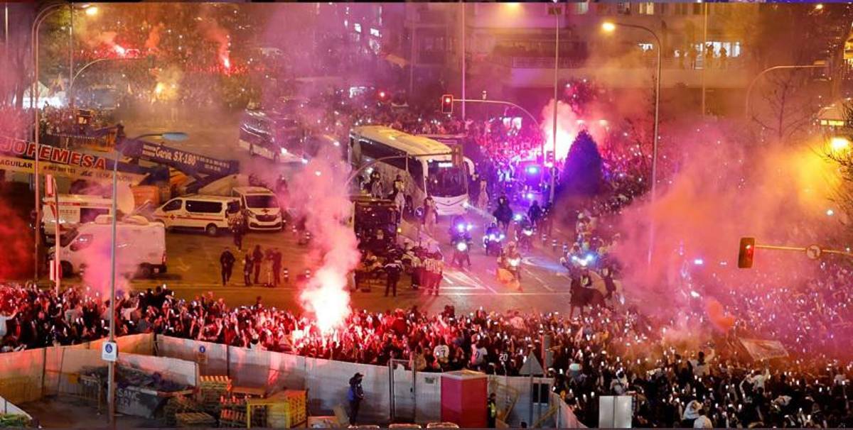 Espectacular recibimiento a los jugadores del Real Madrid en el Bernabéu y los invitados de lujo