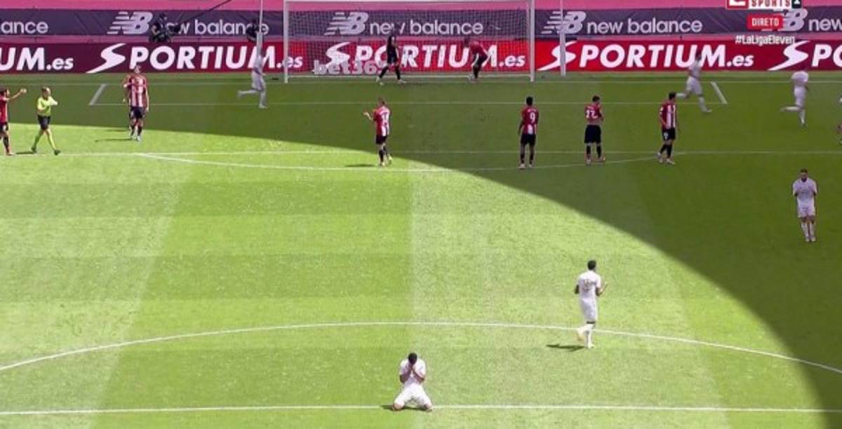 Fotos: La oración de Casemiro en el penal y el pisotón de Sergio Ramos en el Athletic-Real Madrid