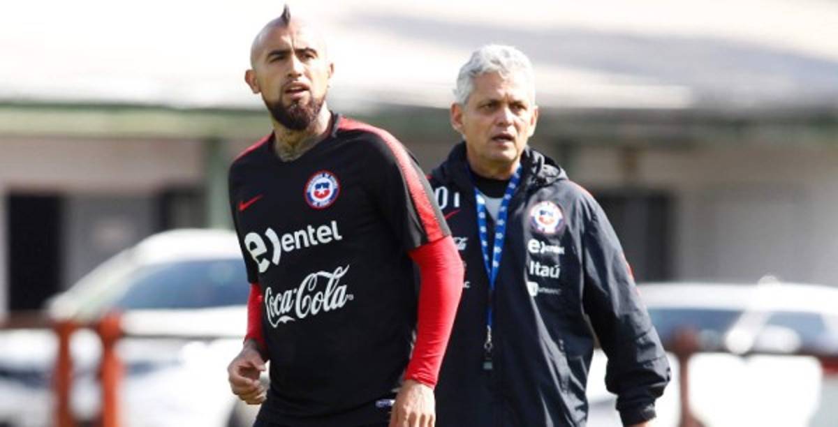 Lucha de egos y alcohol: El infierno al que llegó Reinaldo Rueda y que logró extinguir