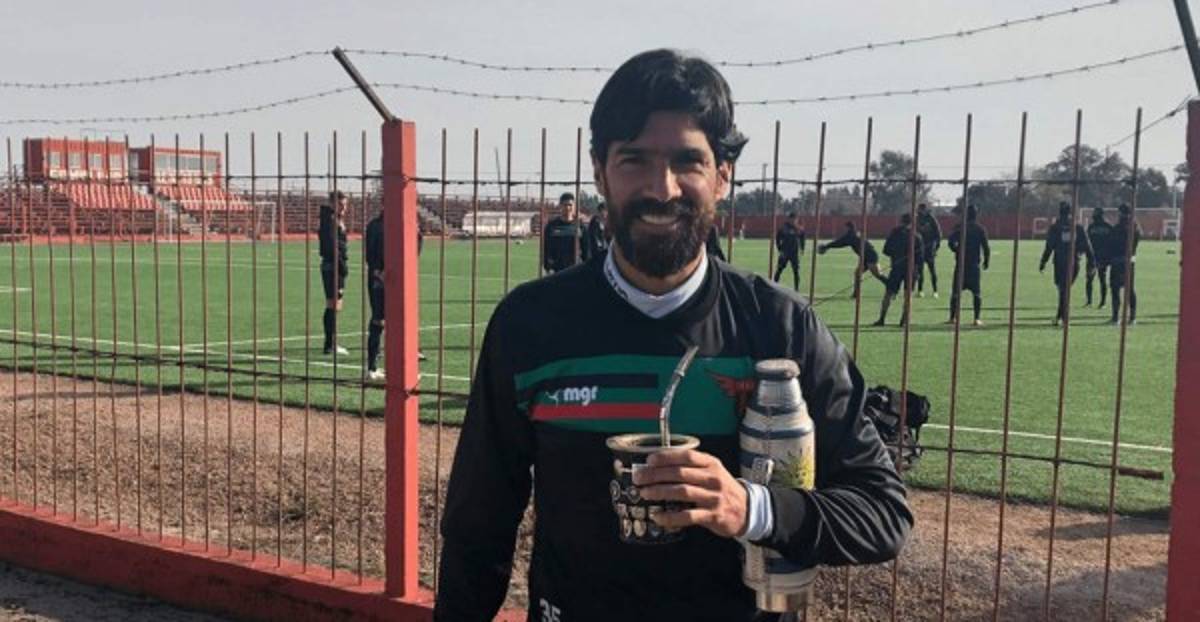 Increíble: 15 grandes futbolistas que creías retirados... ¡y uno tiene más de 50 años!