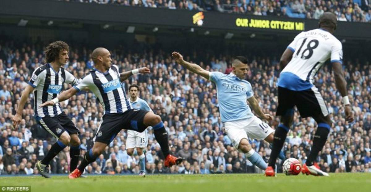 FOTOS: Así fueron los cinco goles del Kun Agüero ante el Newcastle