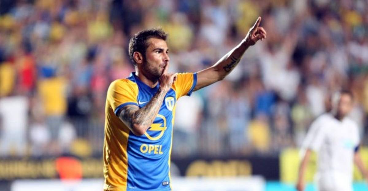 Los futbolistas que creíste que ya estaban retirados, pero siguen activos en ligas exóticas