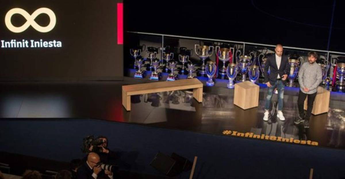 Así fue la emotiva y tremenda despedida de Andrés Iniesta del FC Barcelona