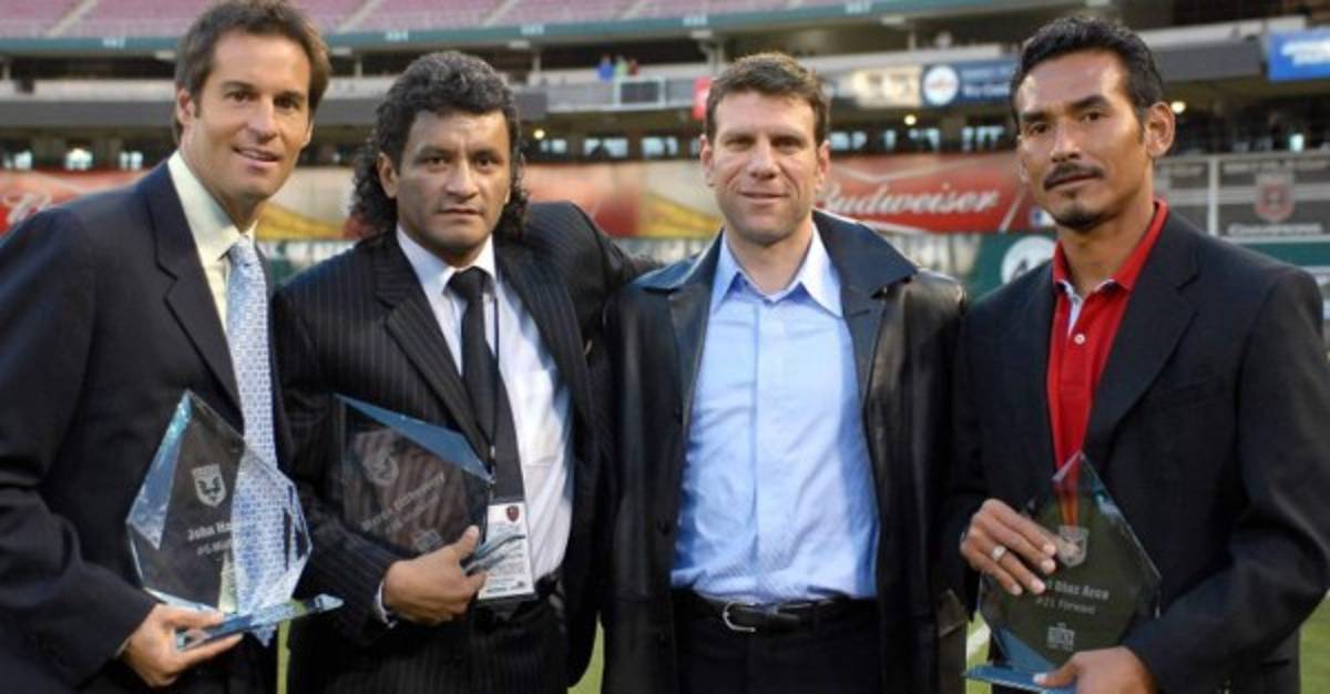 ¿Dónde están y qué hacen las figuras que tuvo el fútbol centroamericano?