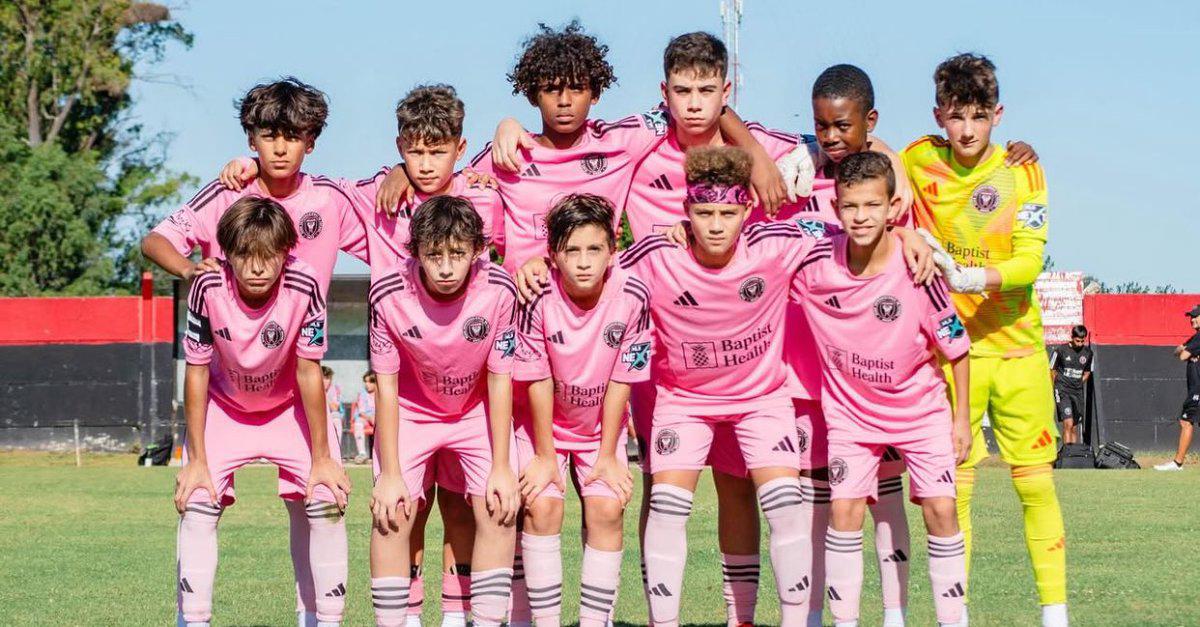 Antonela Roccuzzo y Thiago Messi causan locura en su estadía por Rosario ¿qué pasó con Leo Messi?